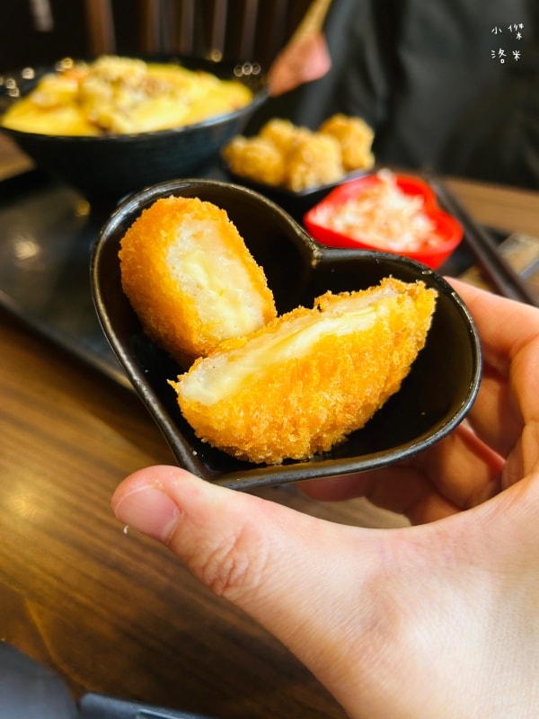《美食》新丼|超殺優惠 不好吃賠一百 起司瀑布 超厚豬排吃不膩 台北丼飯推薦 2026中山站美食 - 第20張圖 《美食》新丼|超殺優惠 不好吃賠一百 起司瀑布 超厚豬排吃不膩 台北丼飯推薦 2026中山站美食