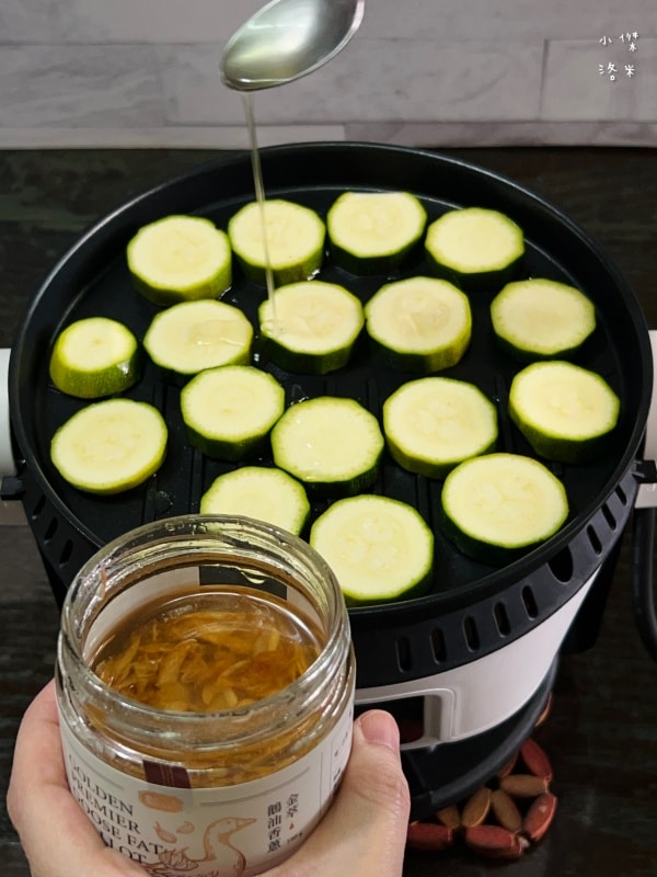 《食品》鄭記油蔥酥-橄欖油香蔥 鵝油香蔥開箱｜簡單好吃拌飯料理 家中必備下廚調料