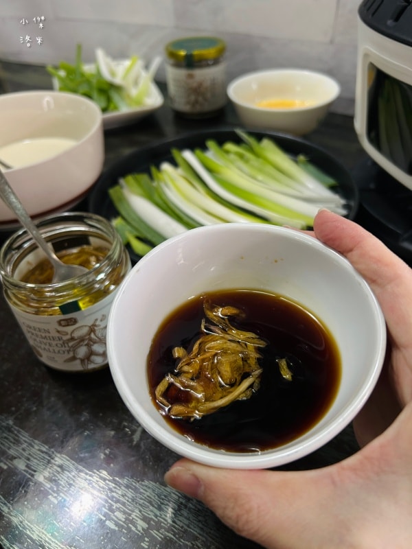 《食品》鄭記油蔥酥-橄欖油香蔥 鵝油香蔥開箱｜簡單好吃拌飯料理 家中必備下廚調料