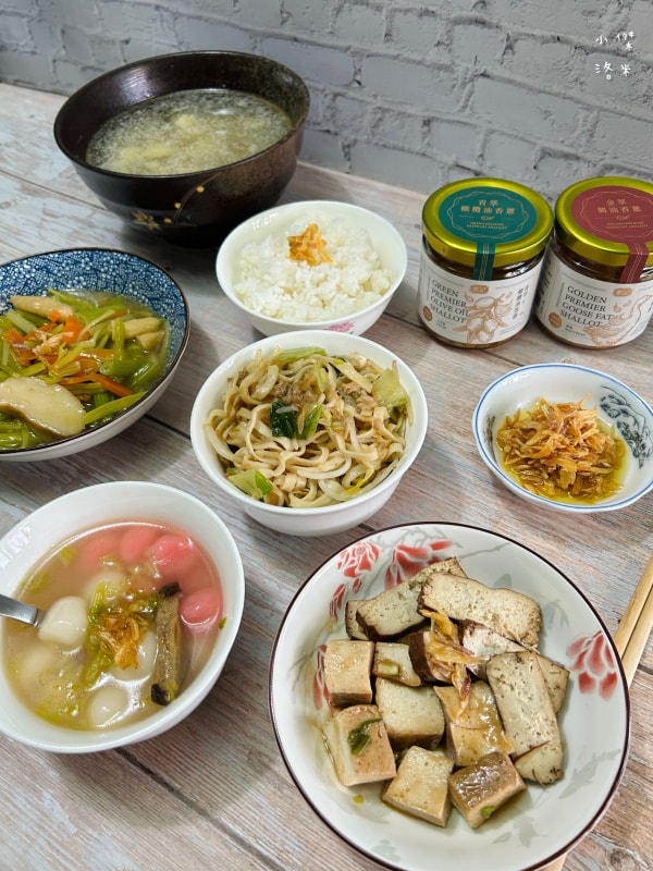 《食品》鄭記油蔥酥-橄欖油香蔥 鵝油香蔥開箱｜簡單好吃拌飯料理 家中必備下廚調料
