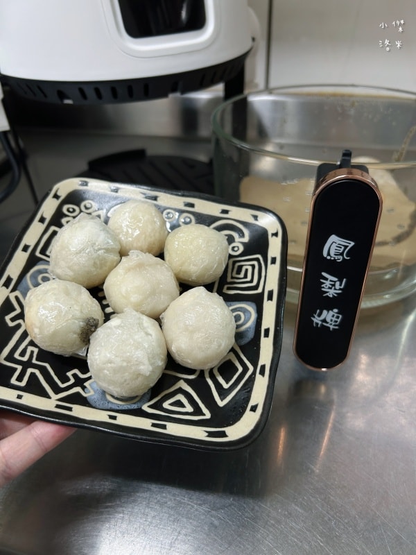 《廚房家電》鳳梨牌Kingpro開箱料理|鳳梨牌多功能翻轉鍋好用嗎?三合一氣炸煎煮翻轉鍋 小家電輕鬆料理鍋推薦 - 第19張圖 《廚房家電》鳳梨牌Kingpro開箱料理|鳳梨牌多功能翻轉鍋好用嗎?三合一氣炸煎煮翻轉鍋 小家電輕鬆料理鍋推薦