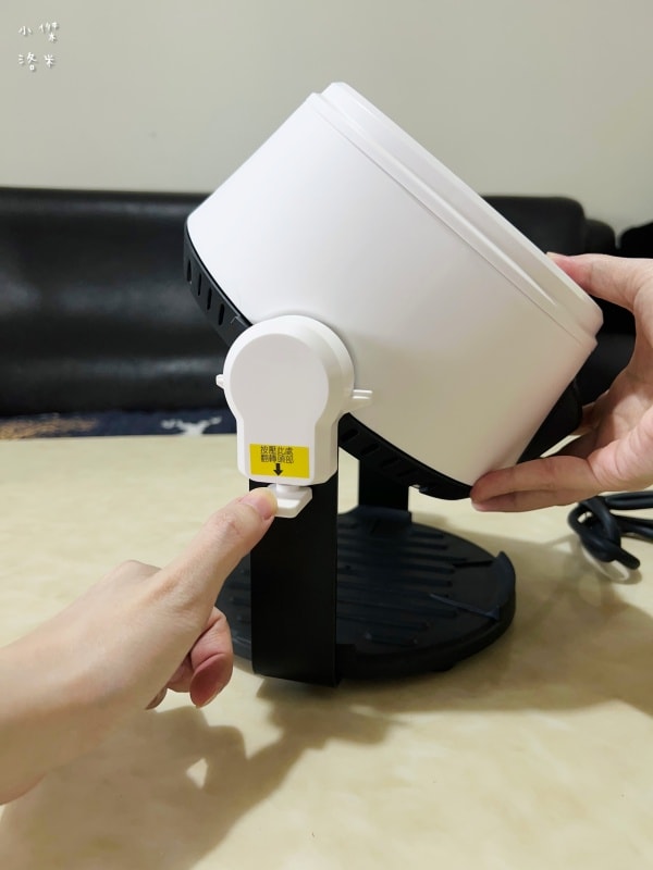 《廚房家電》鳳梨牌Kingpro開箱料理|鳳梨牌多功能翻轉鍋好用嗎?三合一氣炸煎煮翻轉鍋 小家電輕鬆料理鍋推薦 - 第5張圖 《廚房家電》鳳梨牌Kingpro開箱料理|鳳梨牌多功能翻轉鍋好用嗎?三合一氣炸煎煮翻轉鍋 小家電輕鬆料理鍋推薦