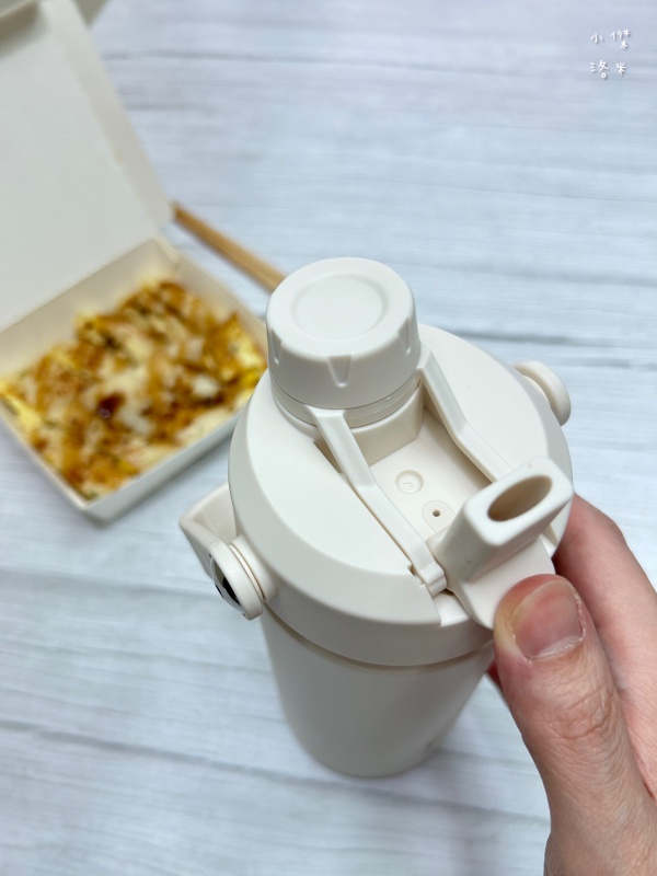 《生活》mo select 雙蓋陶瓷保溫杯太方便｜大容量環保杯推薦 日常冷熱飲一杯搞定分享