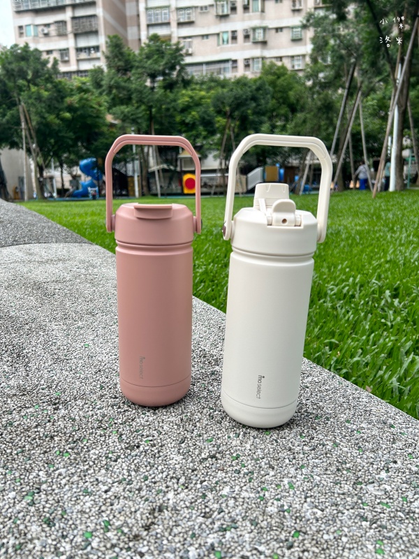《生活》mo select 雙蓋陶瓷保溫杯太方便｜大容量環保杯推薦 日常冷熱飲一杯搞定分享