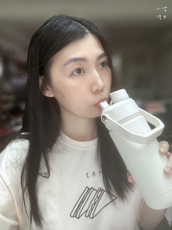 《生活》mo select 雙蓋陶瓷保溫杯太方便｜大容量環保杯推薦 日常冷熱飲一杯搞定分享