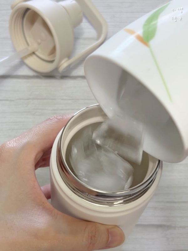 《生活》mo select 雙蓋陶瓷保溫杯太方便｜大容量環保杯推薦 日常冷熱飲一杯搞定分享