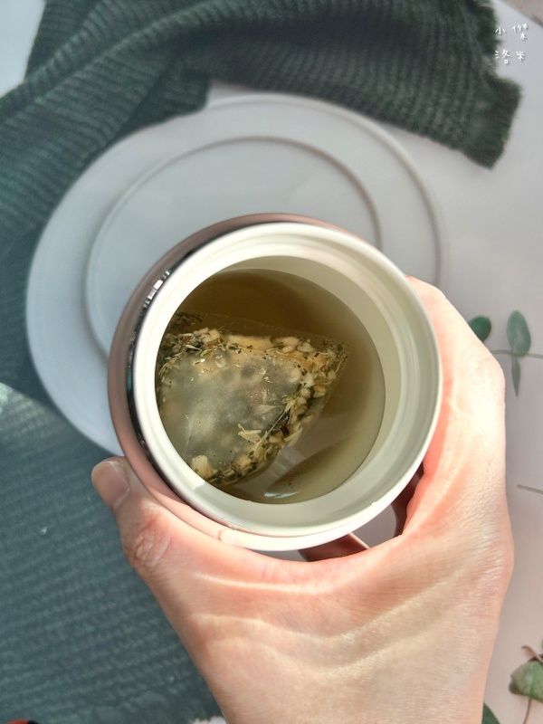 《生活》mo select 雙蓋陶瓷保溫杯太方便｜大容量環保杯推薦 日常冷熱飲一杯搞定分享