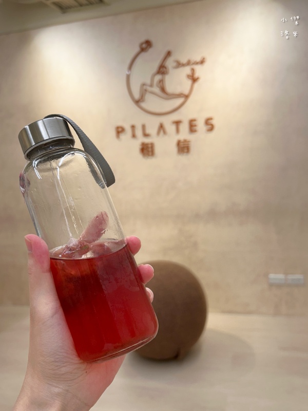 《生活》阿華師 玫瑰白桃乾果茶｜夏日飲品推薦 無加糖 無咖啡因茶包 粉紅少女療癒花果茶