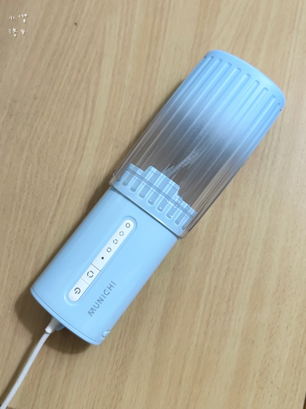 《開箱》MUNICHI 沐尼黑電動沖牙機 可攜式電動牙刷｜旅行外宿必備 高質感攜帶型口腔清潔用品！PIKA水潔攜帶型沖牙機 NAMI小潔隨行音波電動牙刷