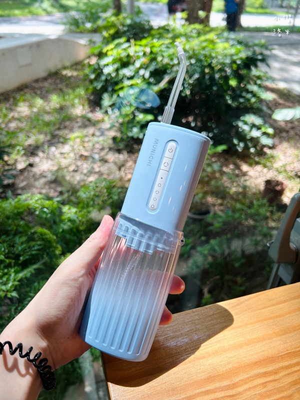 《開箱》MUNICHI 沐尼黑電動沖牙機 可攜式電動牙刷｜旅行外宿必備 高質感攜帶型口腔清潔用品！PIKA水潔攜帶型沖牙機 NAMI小潔隨行音波電動牙刷